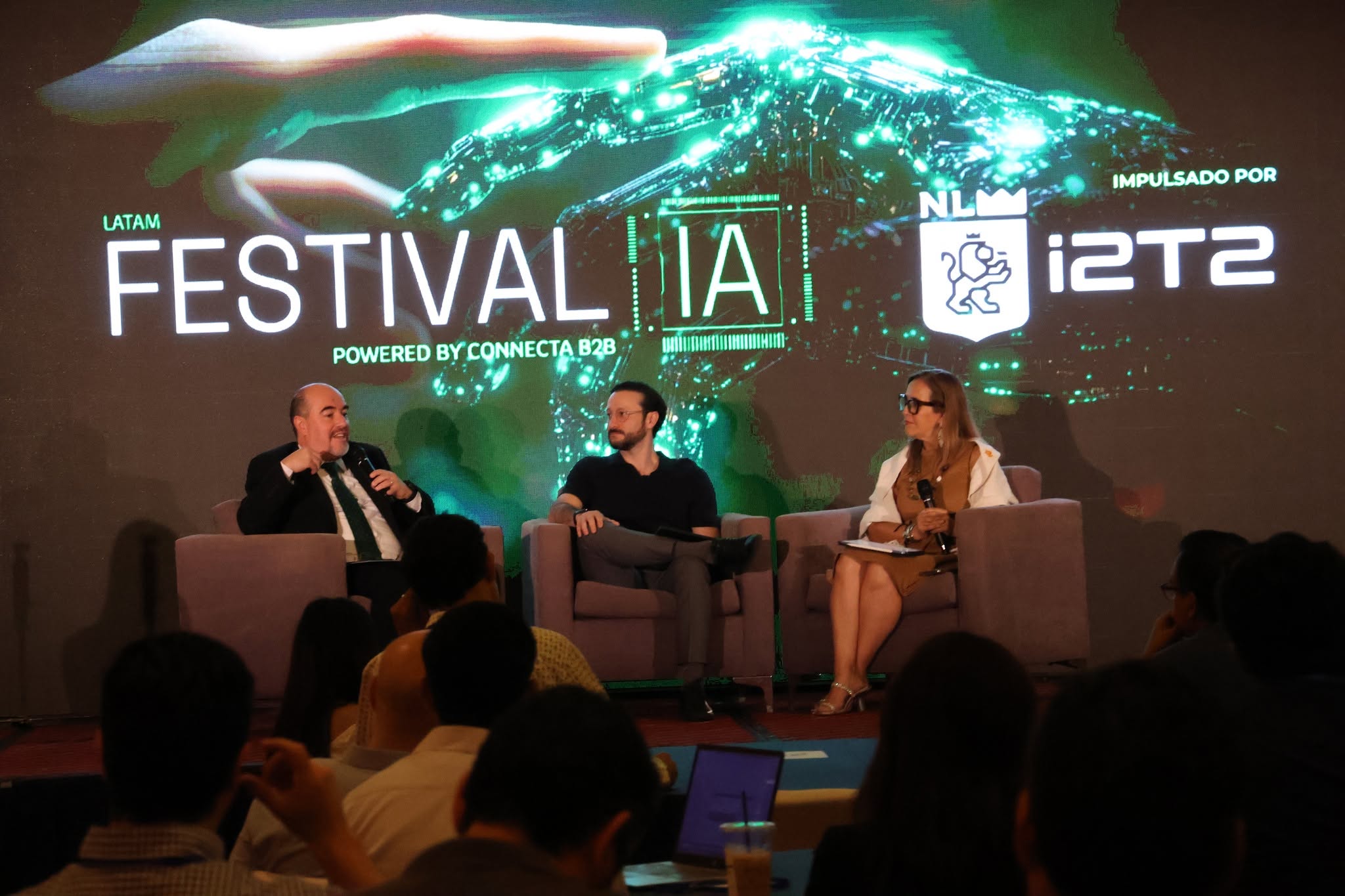 En este momento estás viendo CON ÉXITO SE REALIZA EL FESTIVAL IA EN MONTERREY: UN ESPACIO PARA CONOCER LAS OPORTUNIDADES DE LA INTELIGENCIA ARTIFICIAL